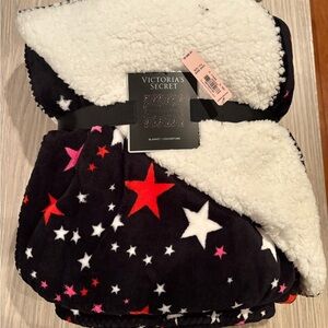 Victoria’s Secret Sherpa Throw Blanket Star Print 50x60 NWT